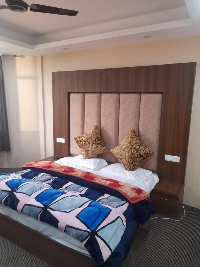 Hotel Zoon Dabb Srinagar Airport Kashmir Εξωτερικό φωτογραφία