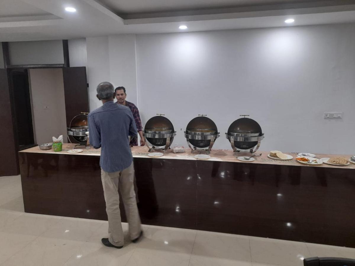 Hotel Zoon Dabb Srinagar Airport Kashmir Εξωτερικό φωτογραφία