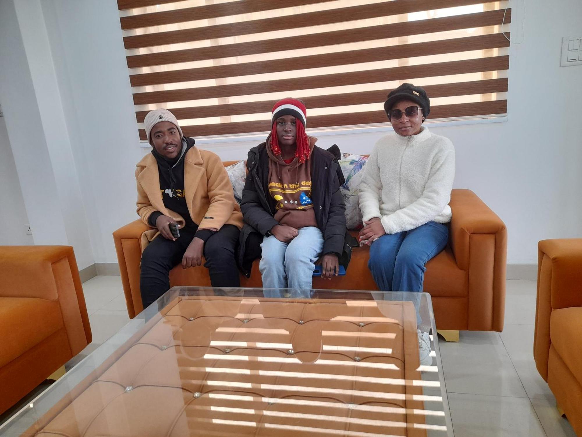 Hotel Zoon Dabb Srinagar Airport Kashmir Εξωτερικό φωτογραφία