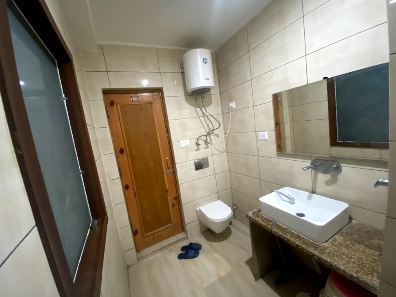 Hotel Zoon Dabb Srinagar Airport Kashmir Εξωτερικό φωτογραφία