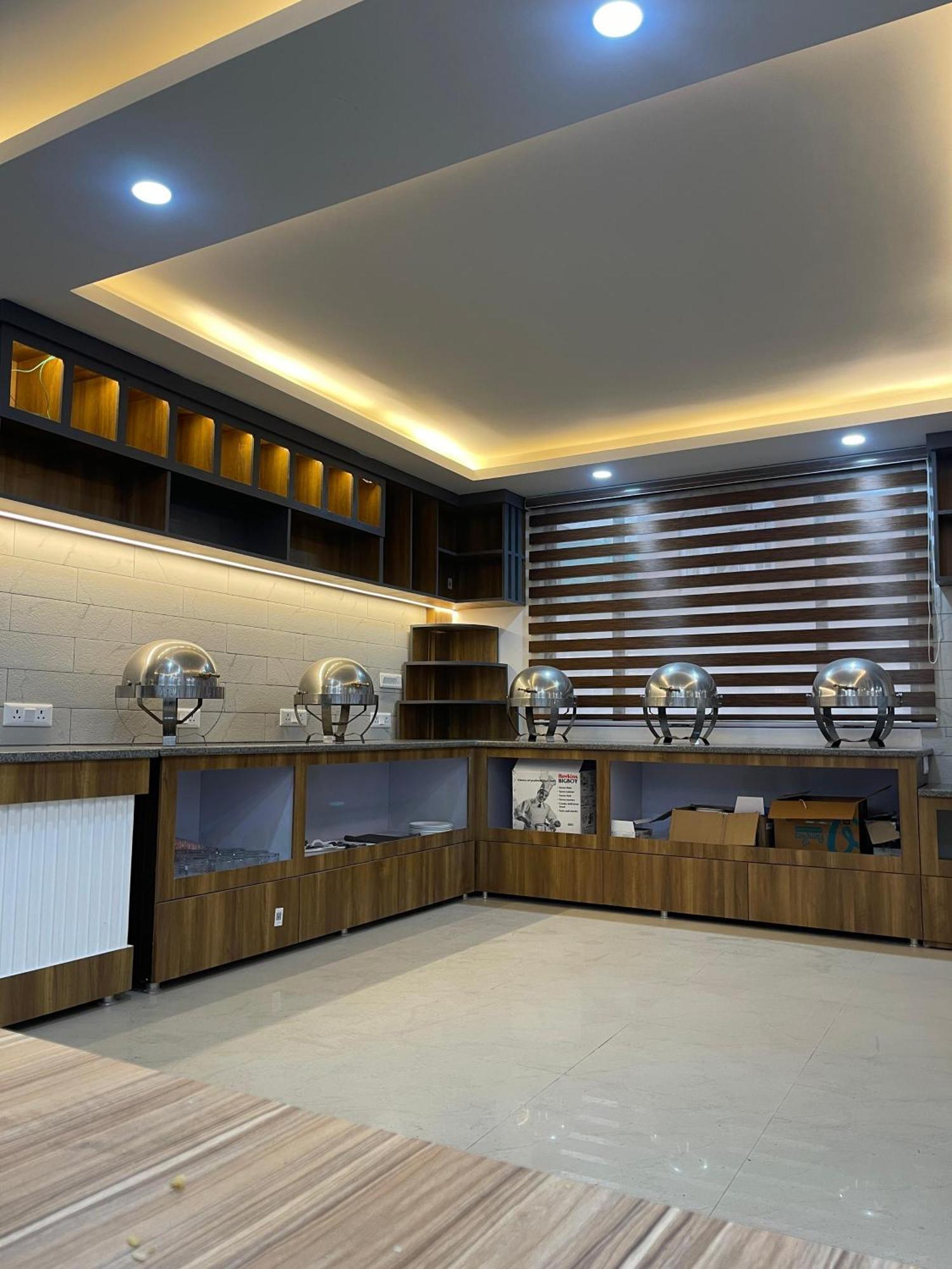 Hotel Zoon Dabb Srinagar Airport Kashmir Εξωτερικό φωτογραφία