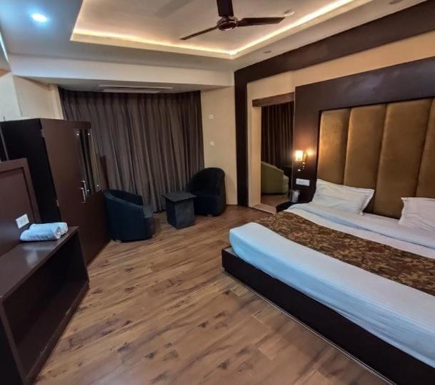 Hotel Zoon Dabb Srinagar Airport Kashmir Εξωτερικό φωτογραφία